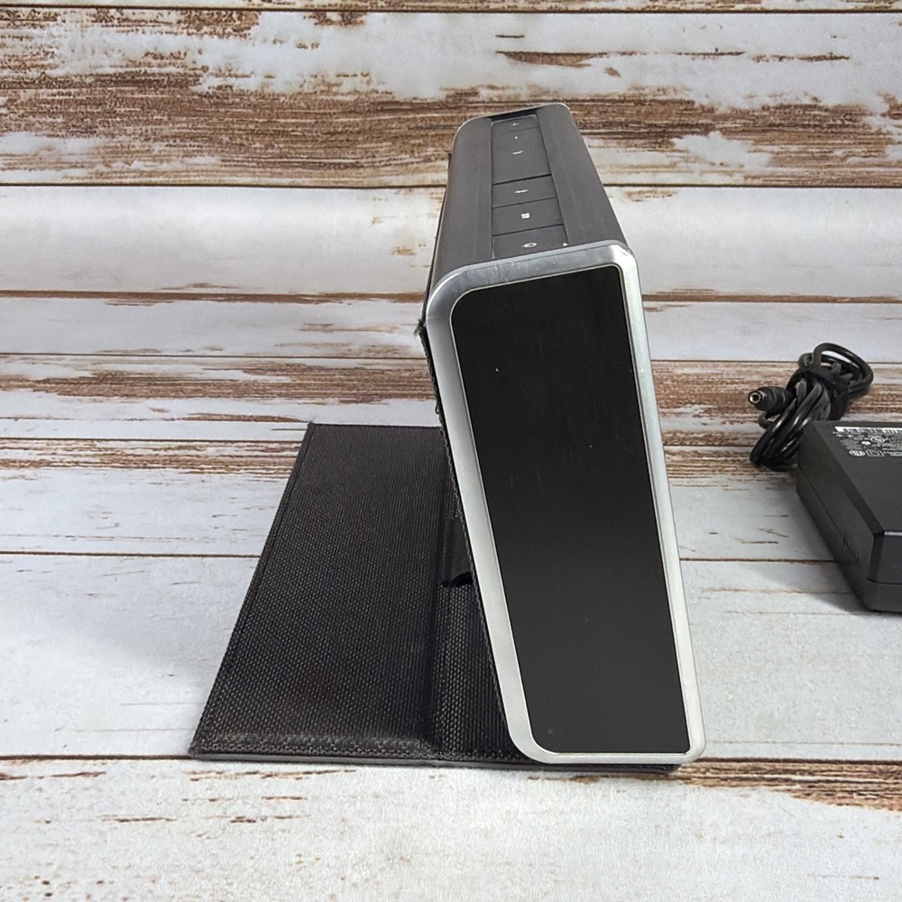 Bose SoundLink Bluetooth Mobile Speaker II Silver Black 404600 w/ Charger Used - Picture 3 of 6